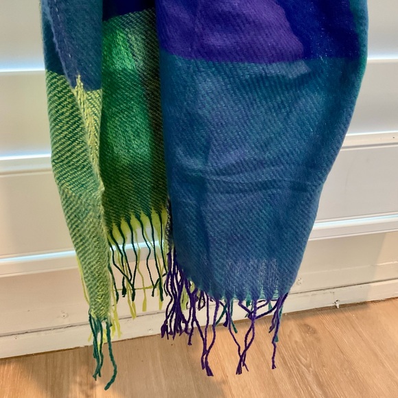 Colorful Patchwork Scarf - Picture 3 of 5
